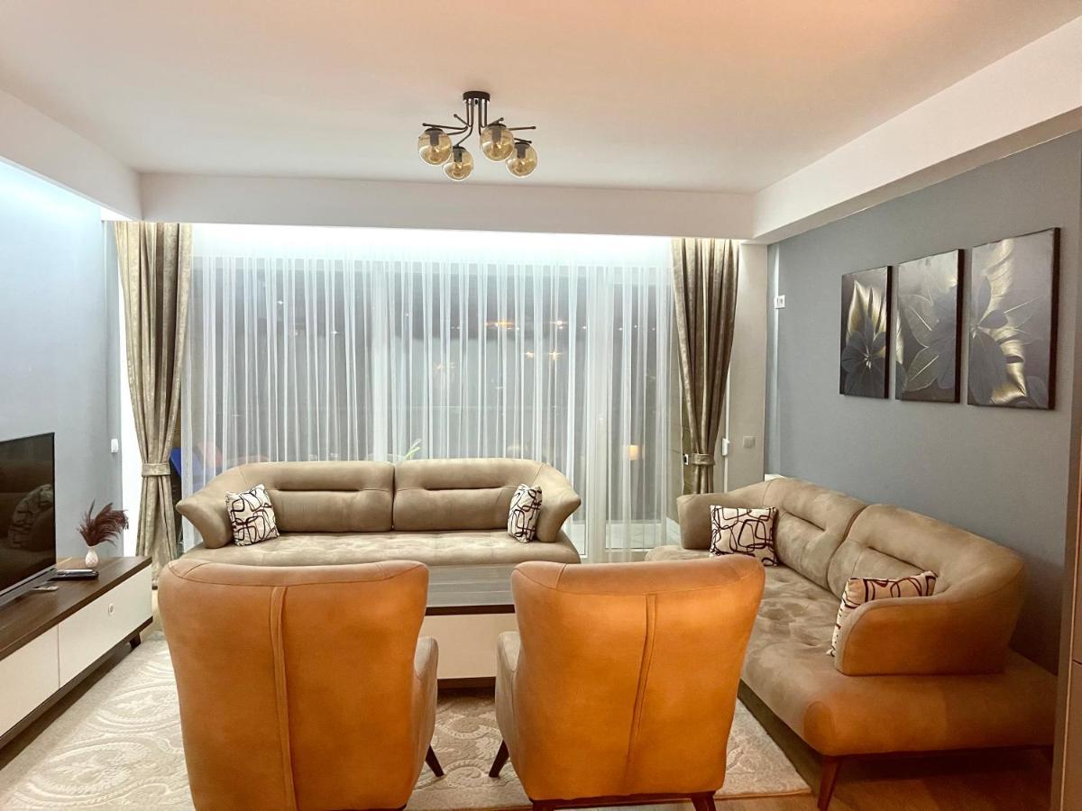 Daf Apartaments Pristina Exterior photo